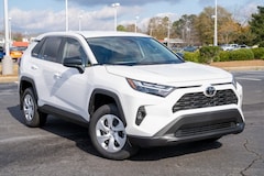 2025 Toyota RAV4 LE SUV