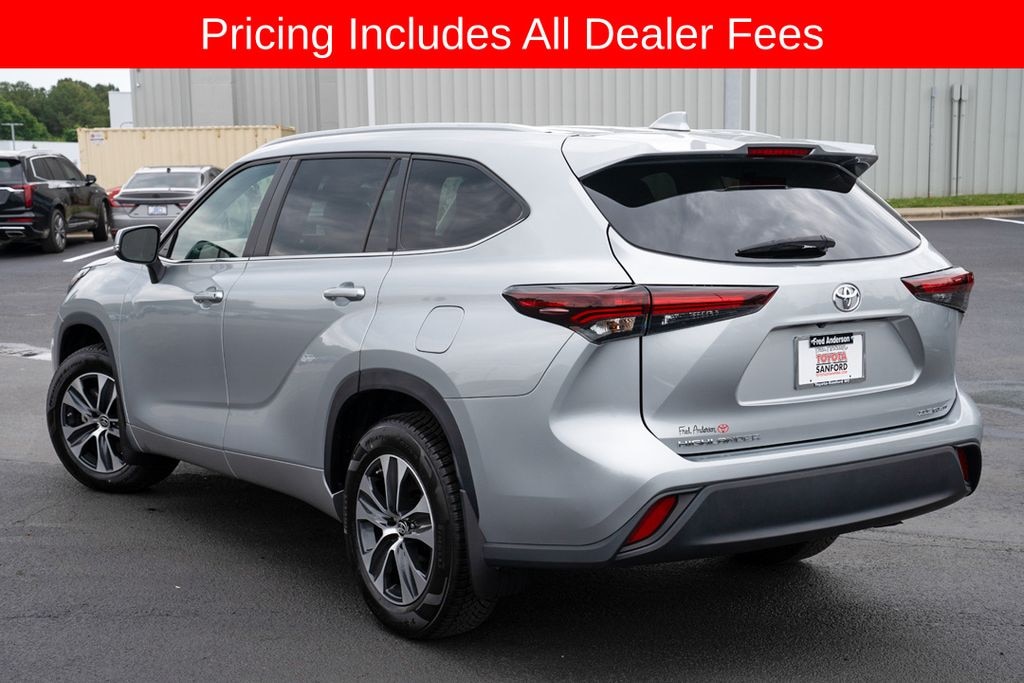 Used 2024 Toyota Highlander XLE SUV