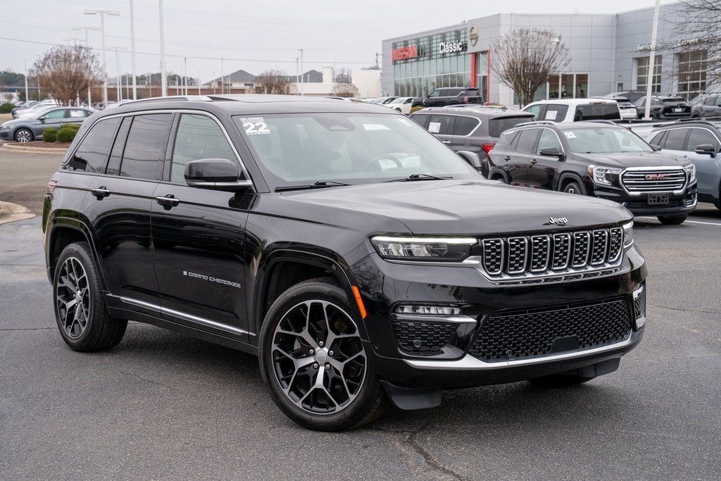 2022 Jeep Grand Cherokee Summit Reserve's photo