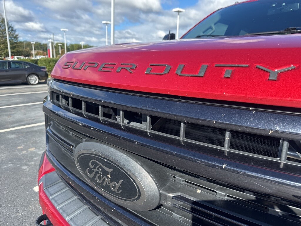 2021 Ford F-350 Lariat photo 4