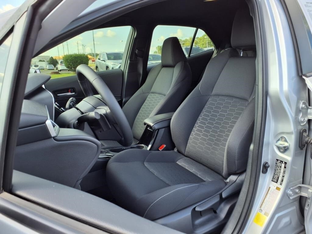 2024 Toyota Corolla SE photo 3