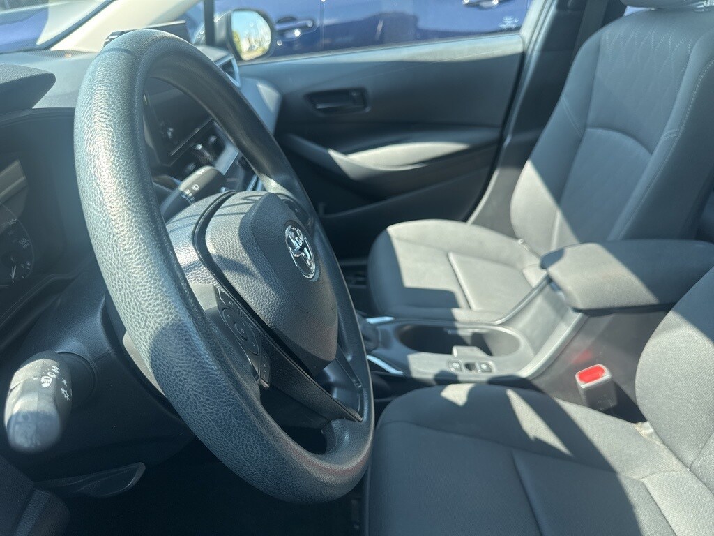 2024 Toyota Corolla LE photo 4