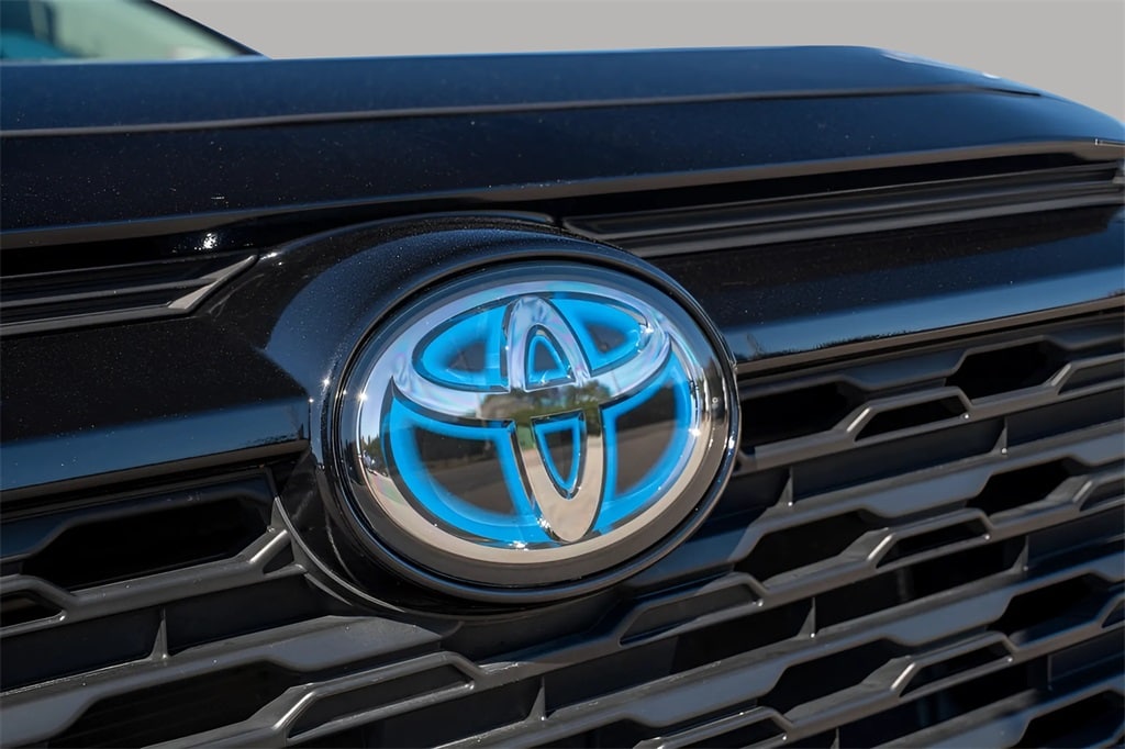 Used 2022 Toyota RAV4 Hybrid XLE Premium SUV