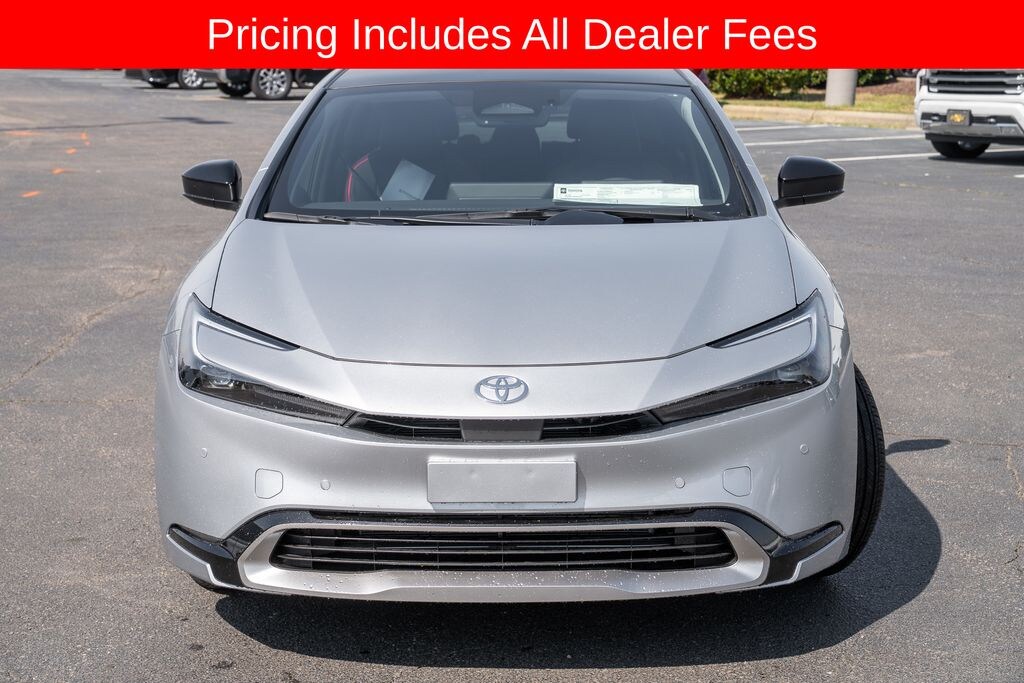 New 2025 Toyota Prius Plug-in Hybrid XSE Hatchback