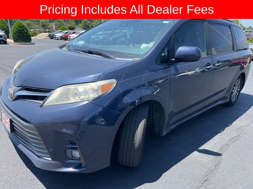 Used 2019 Toyota Sienna XLE Premium Van