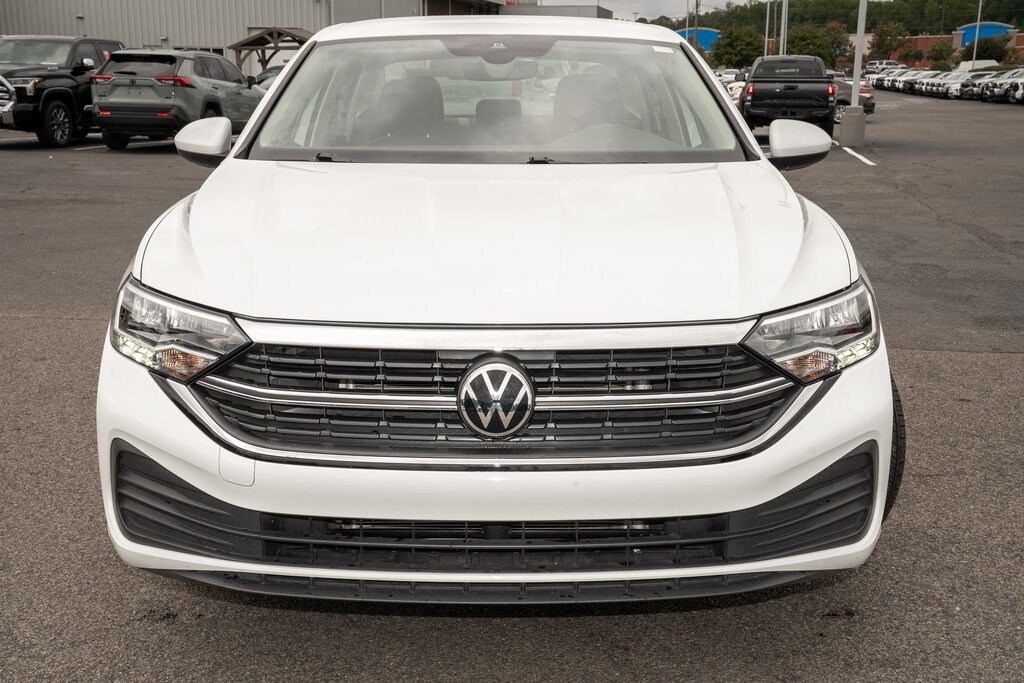 2024 Volkswagen Jetta 1.5T S photo 2