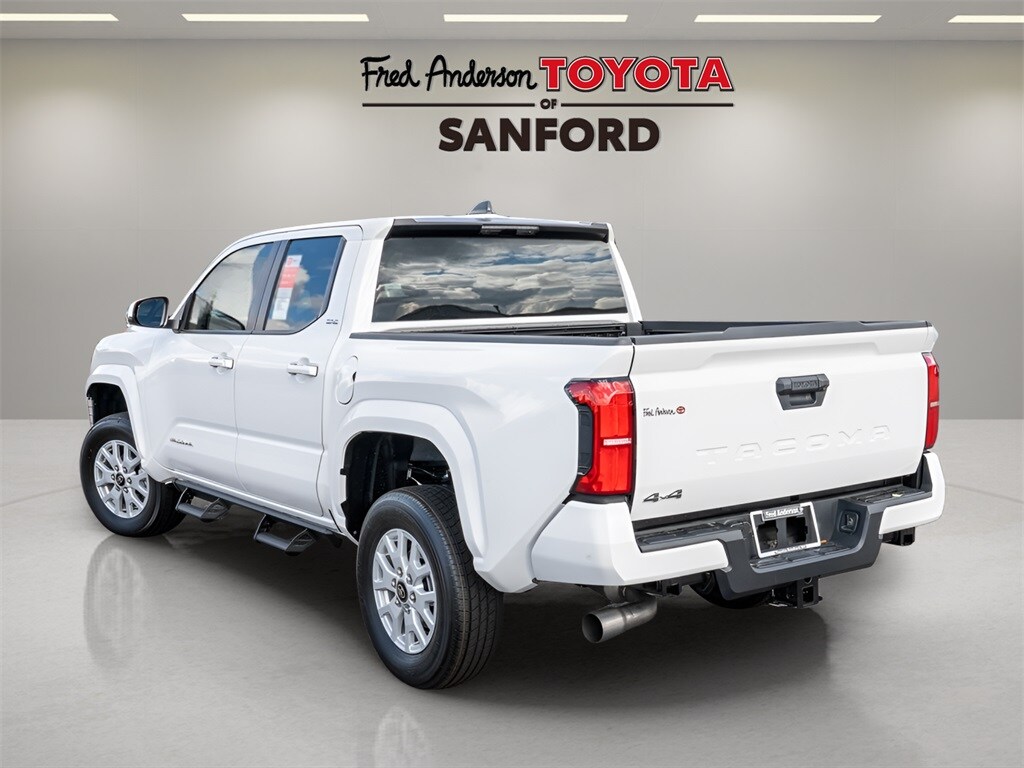 2025 Toyota Tacoma SR5 photo 4