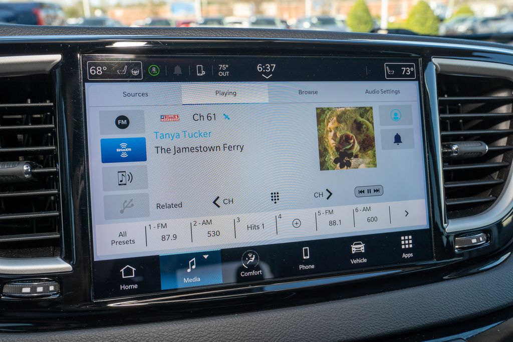 2024 Chrysler Pacifica Touring L - Photo 13