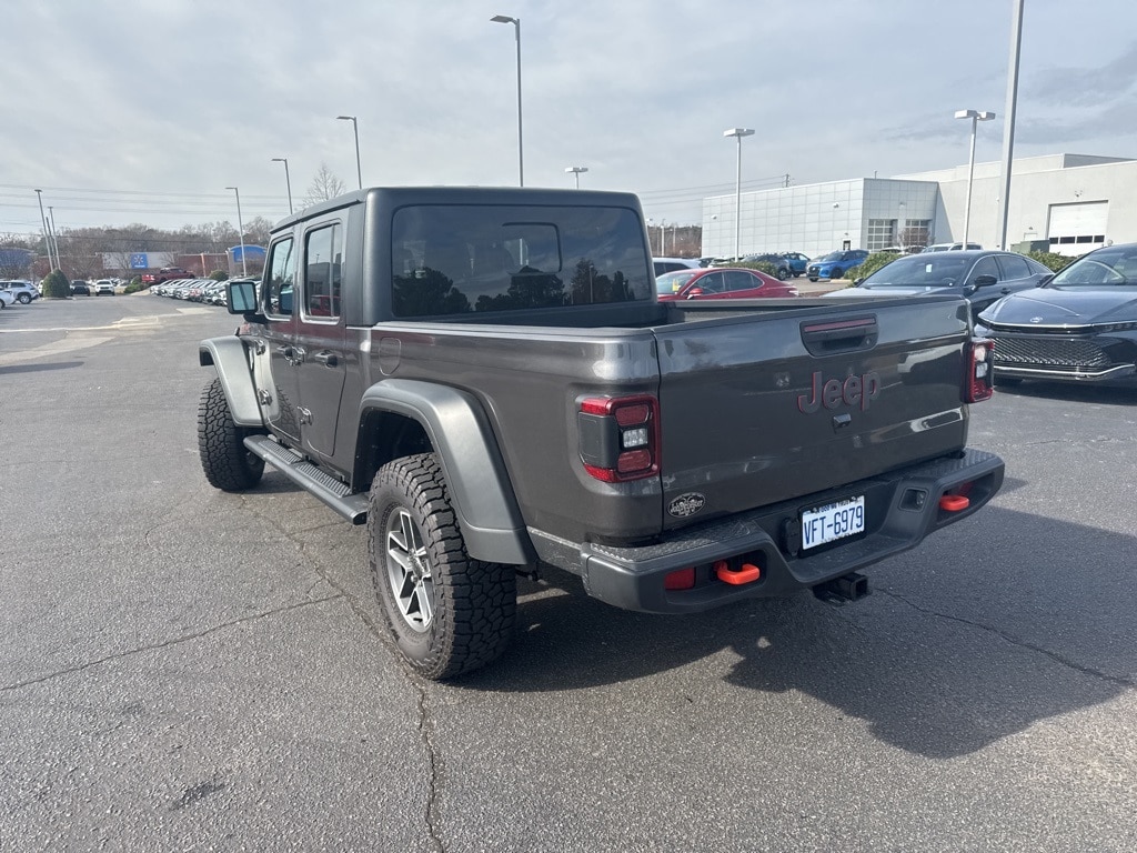 Used 2025 Jeep Gladiator Mojave Truck Crew Cab
