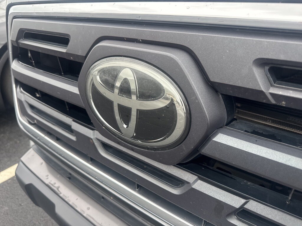 2019 Toyota Tacoma SR5 Access Cab photo 4