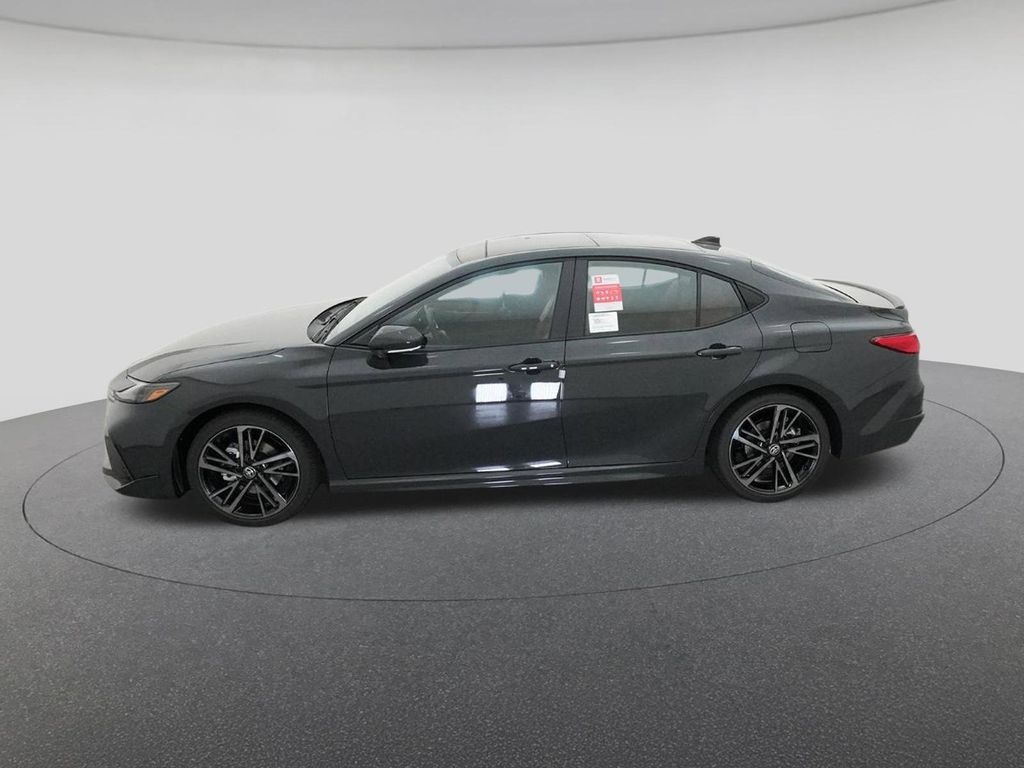 2026 Toyota Camry XSE - Photo 3