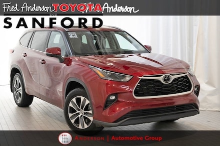 2023 Toyota Highlander XLE SUV