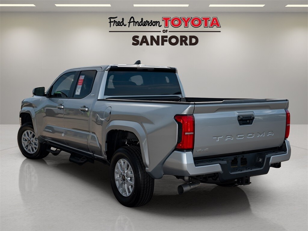 2025 Toyota Tacoma SR5 photo 4