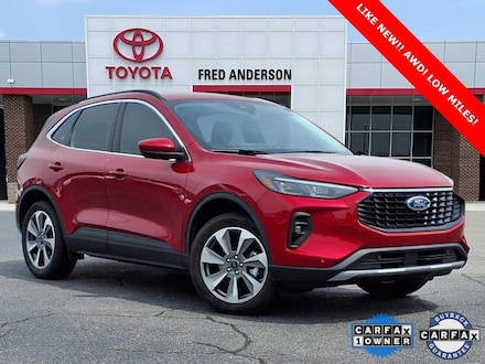 2025 Ford Escape Platinum SUV