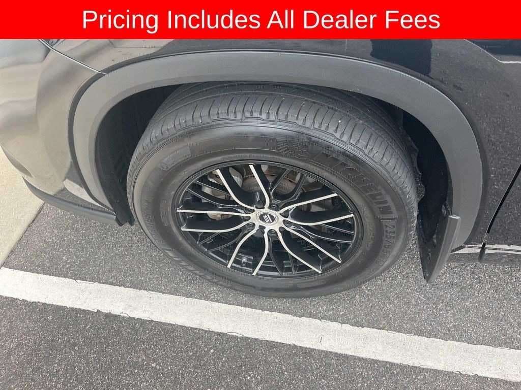 Used 2024 Toyota Highlander XLE SUV