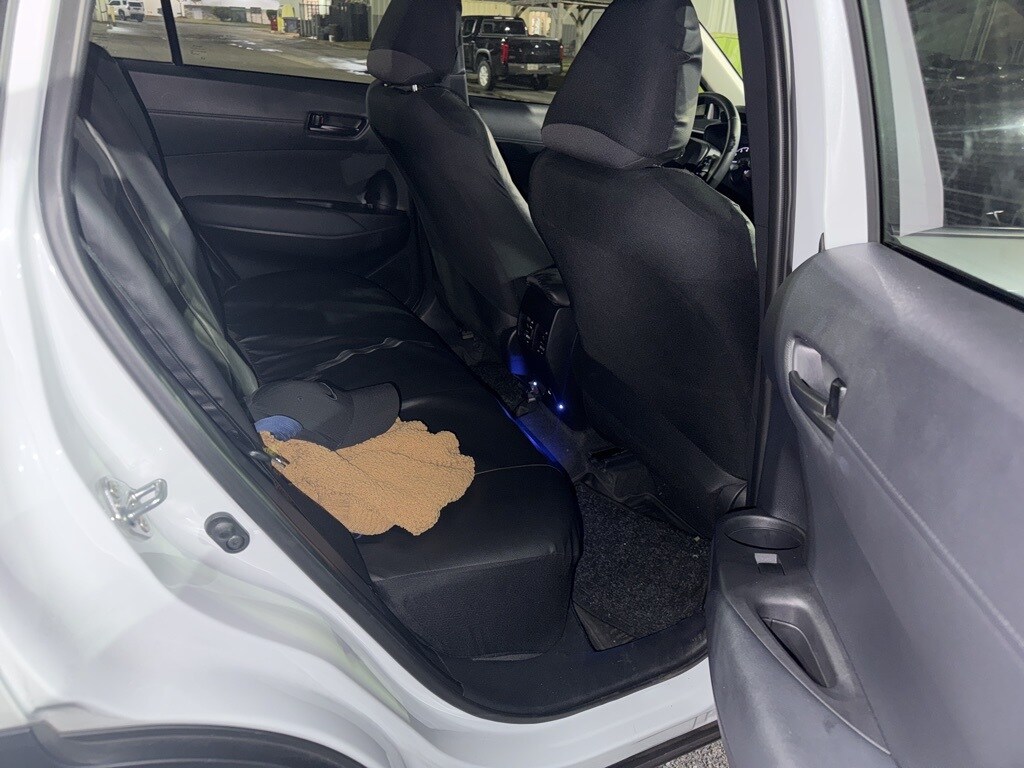 2024 Toyota Corolla Cross LE photo 3