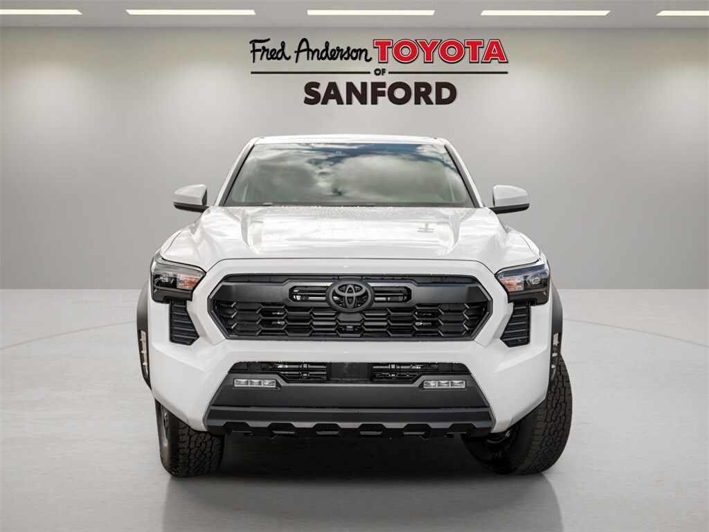 2025 Toyota Tacoma TRD Off-Road Double Cab photo 2