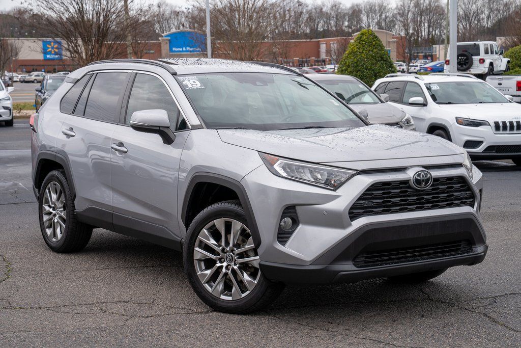 2019 Toyota RAV4 SUV 