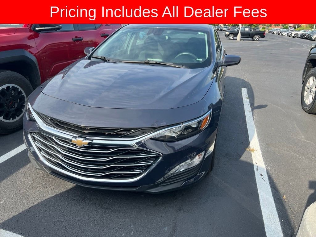 Used 2025 Chevrolet Malibu LT Sedan