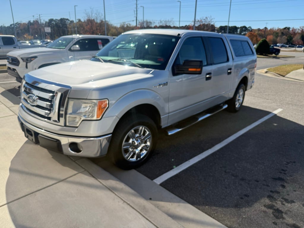 Used 2009 Ford F-150 SuperCrew XLT Truck SuperCrew Cab