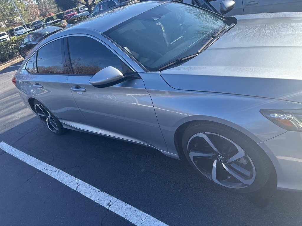 2020 Honda Accord Sport's photo