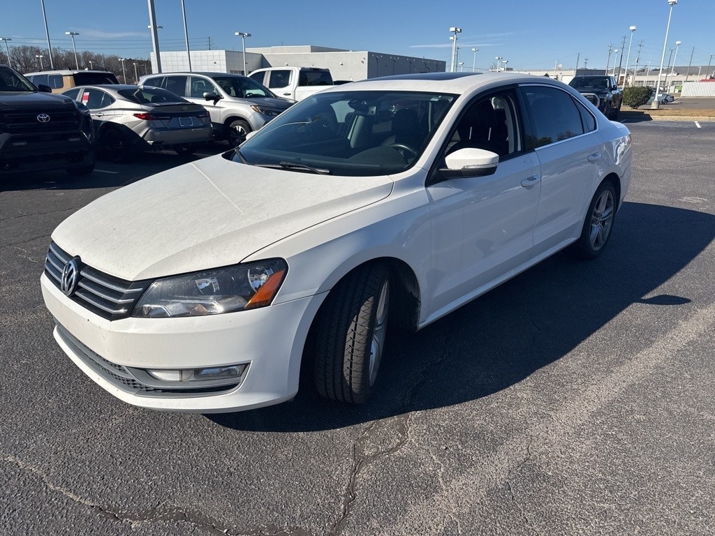 2014 Volkswagen Passat SE