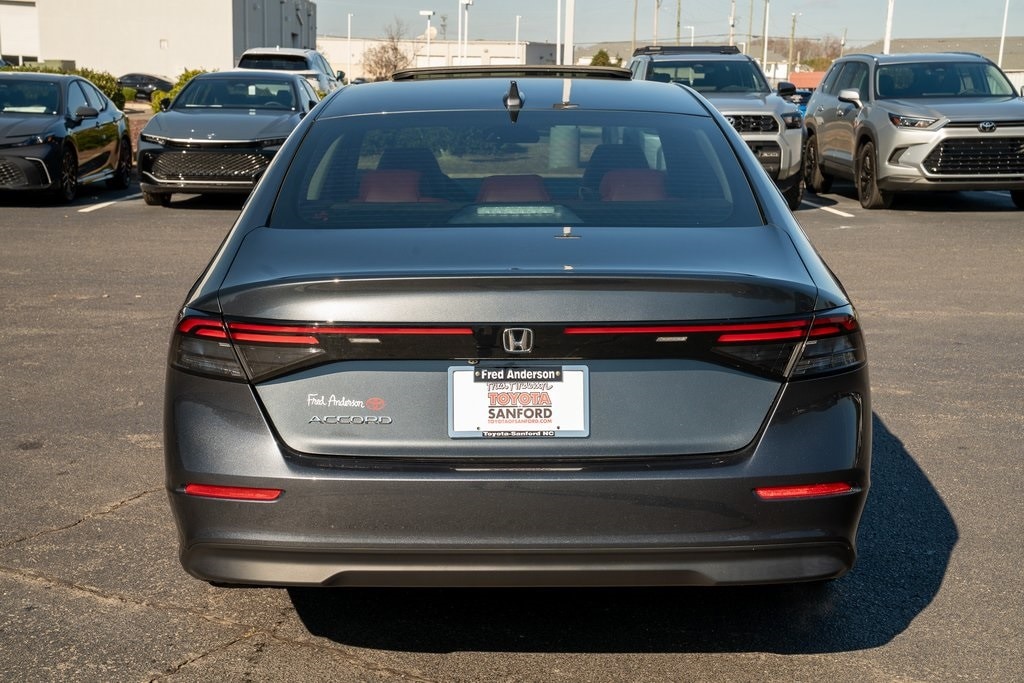 Used 2024 Honda Accord EX Sedan