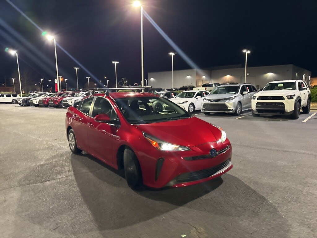 2020 Toyota Prius L photo 4