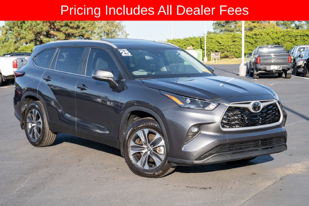 2025 Toyota Highlander SUV 
