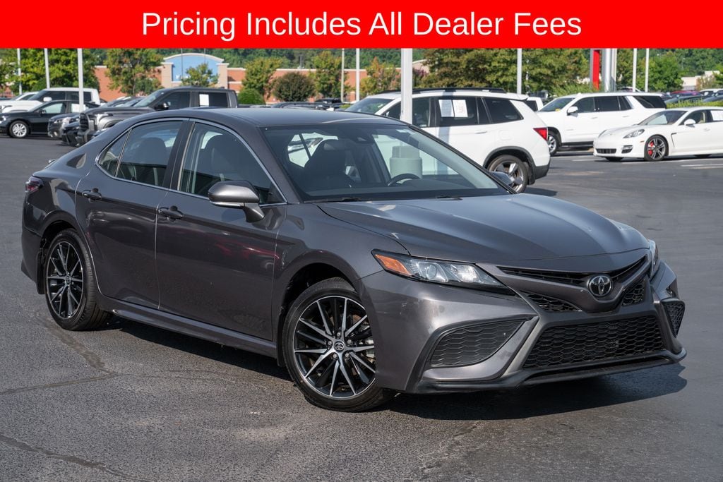 Used 2024 Toyota Camry SE Sedan