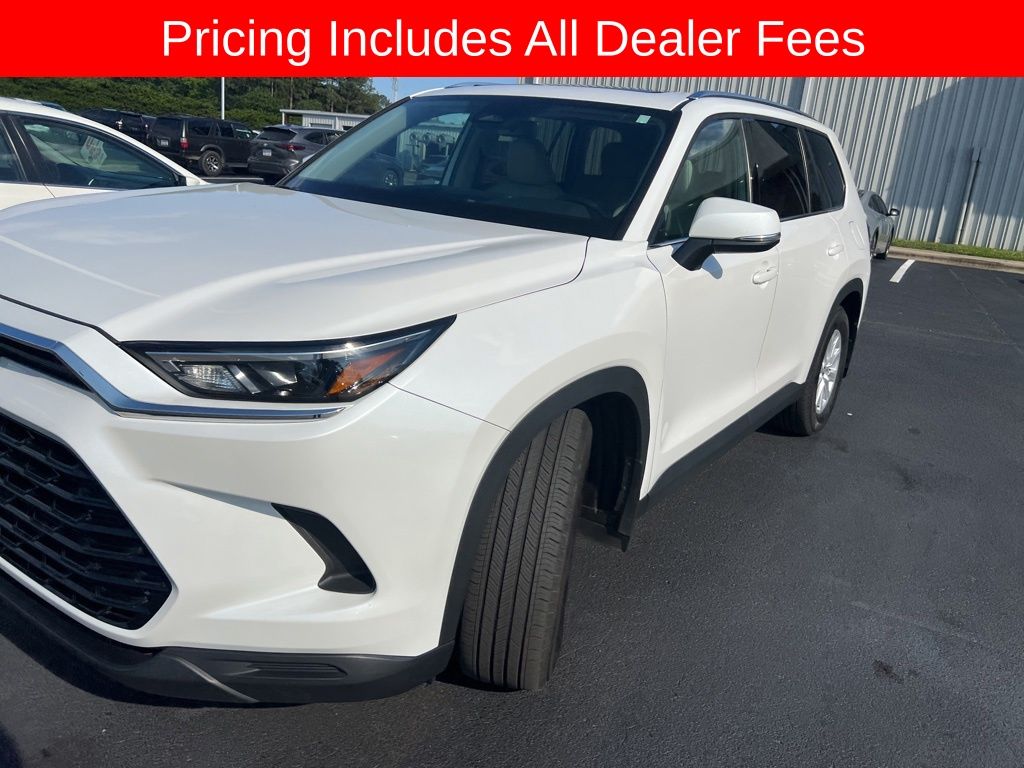 2024 Toyota Grand Highlander XLE FWD's photo