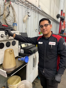 Staff member Eric Malgerijo from 0ad4bae33bdb