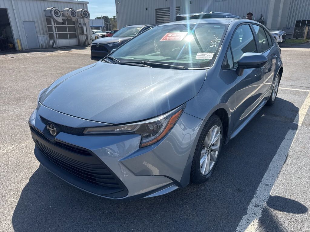 Used 2024 Toyota Corolla LE Sedan