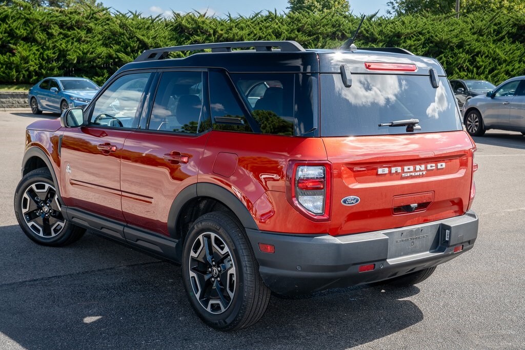 2024 Ford Bronco Sport Outer Banks photo 3