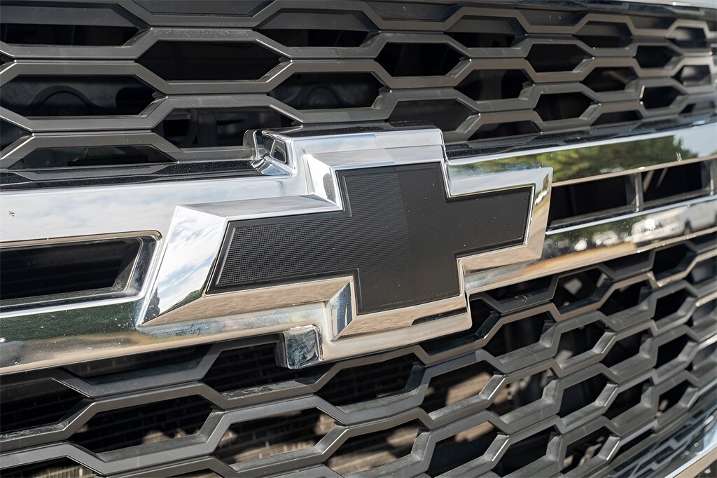 2016 Chevrolet Tahoe LS photo 3