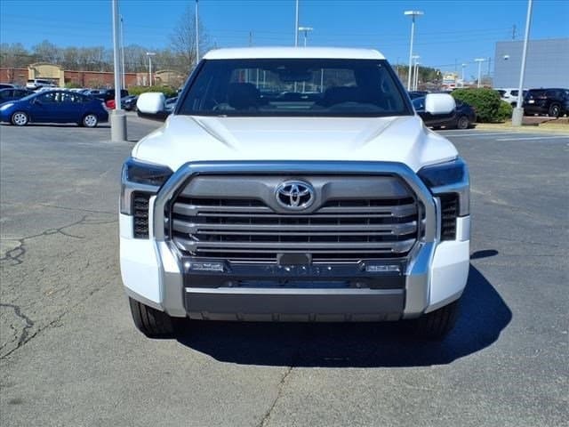 2025 Toyota Tundra Limited CrewMax photo 2