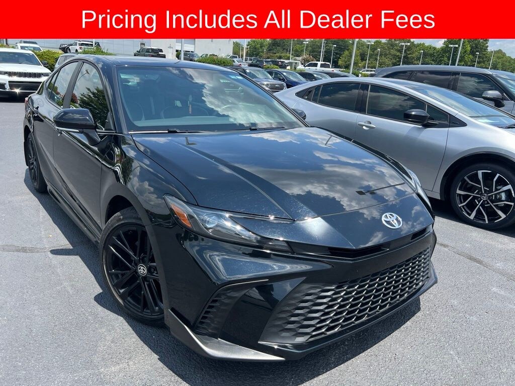 Used 2026 Toyota Camry SE Sedan