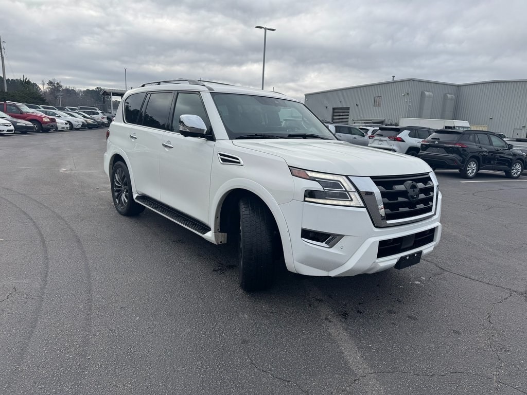 2023 Nissan Armada Platinum's photo