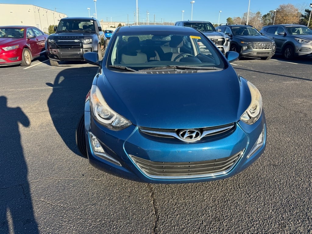 2015 Hyundai Elantra SE's photo