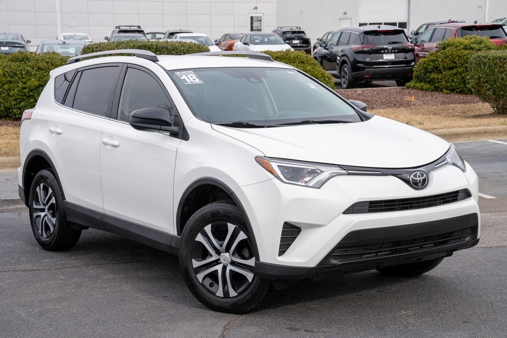 2018 Toyota RAV4 LE