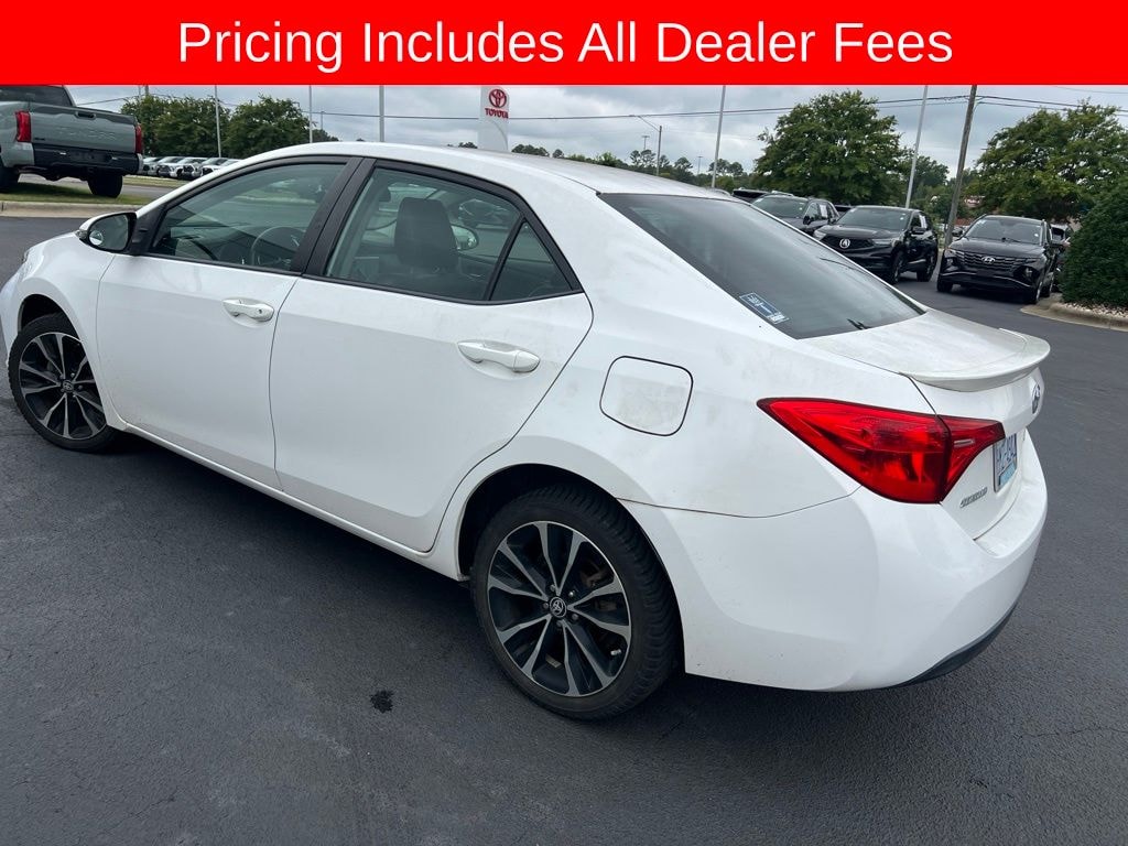 Used 2017 Toyota Corolla SE Sedan