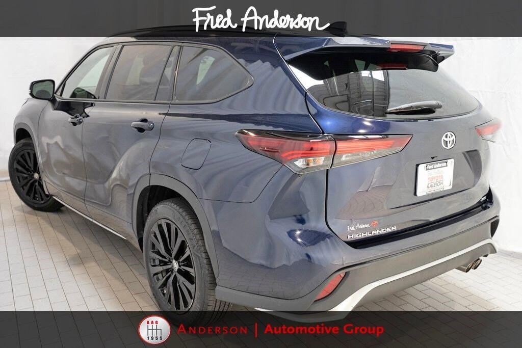 2024 Toyota Highlander XSE photo 4