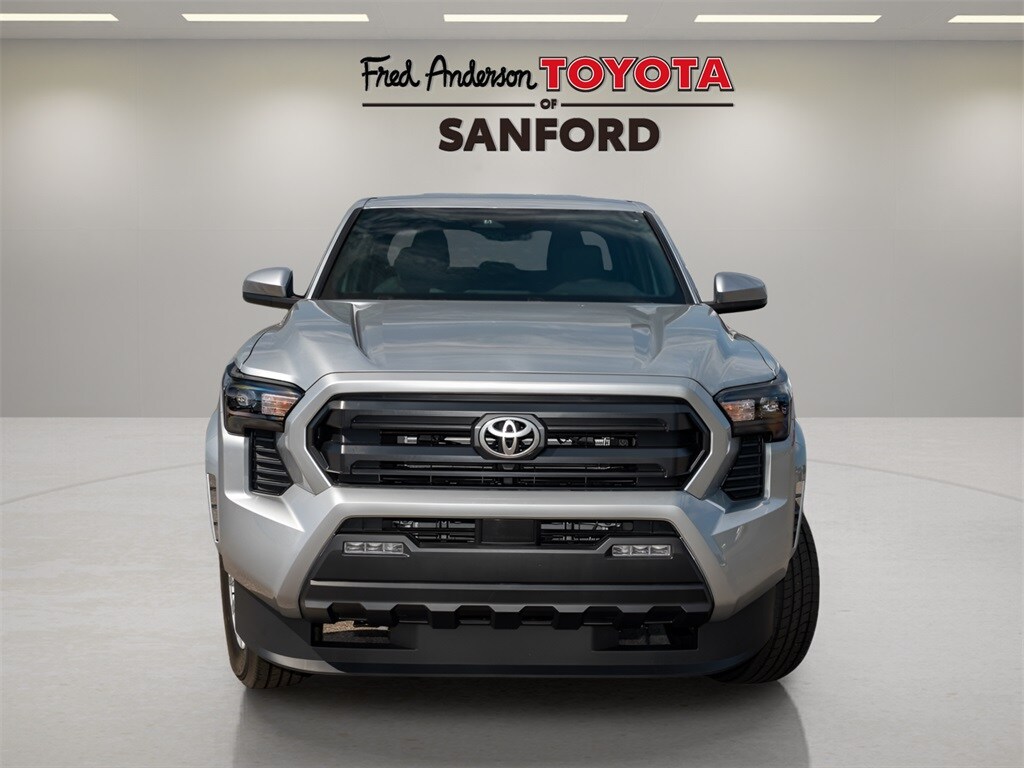 2025 Toyota Tacoma SR5 photo 2