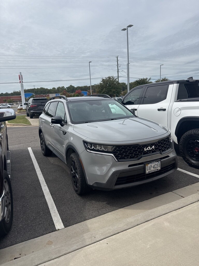 2022 Kia Sorento S photo 3