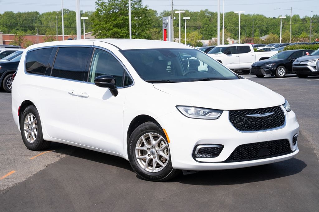 Used 2024 Chrysler Pacifica Touring L Van Passenger Van