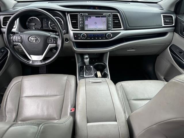 Used 2015 Toyota Highlander XLE with VIN 5TDJKRFH7FS164951 for sale in Sanford, NC