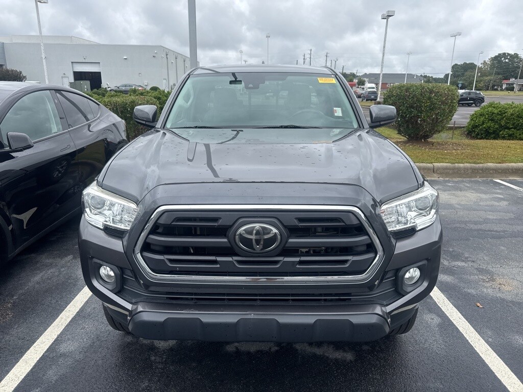 2019 Toyota Tacoma SR5 Access Cab photo 2