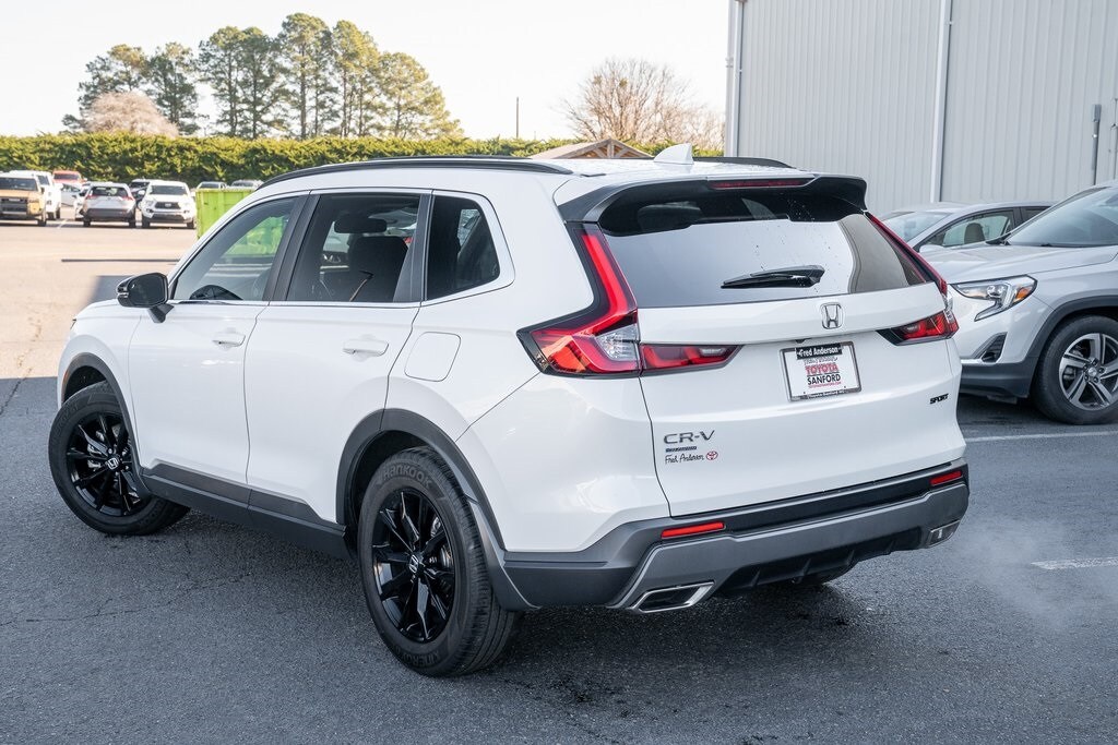 2023 Honda CR-V Hybrid Sport photo 2