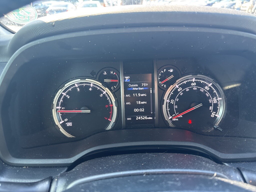 2023 Toyota 4Runner TRD Off-Road Premium photo 3