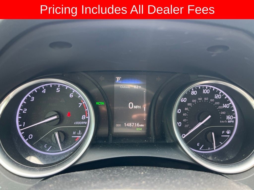 Used 2018 Toyota Camry SE Sedan